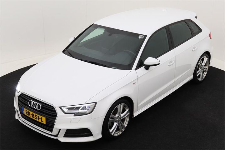 AUDI A3 SPORTBACK 2018 wauzzz8v8ja070808