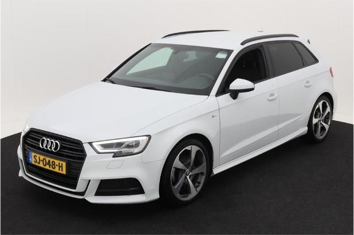 AUDI A3 SPORTBACK 2018 wauzzz8v8ja073207