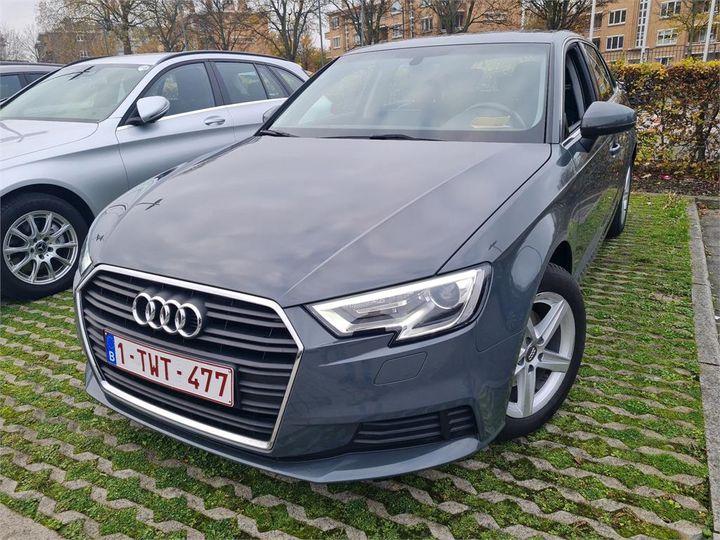 AUDI A3 SPORTBACK 2018 wauzzz8v8ja096468