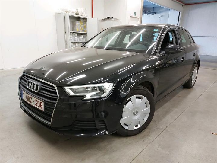 AUDI A3 SPORTBACK 2018 wauzzz8v8ja096597