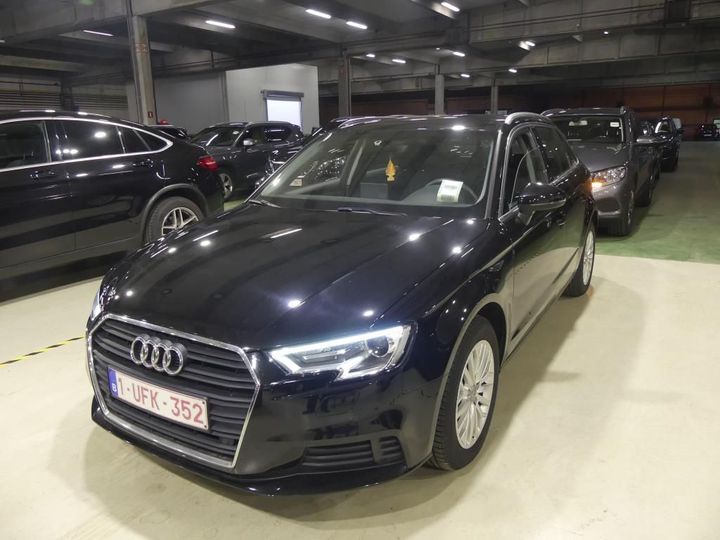 AUDI A3 SPORTBACK 2018 wauzzz8v8ja103645