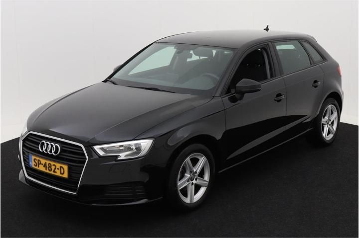 AUDI A3 SPORTBACK 2018 wauzzz8v8ja122096