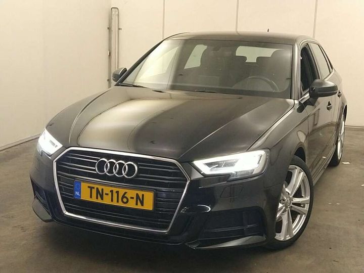 AUDI A3 2018 wauzzz8v8ja123314