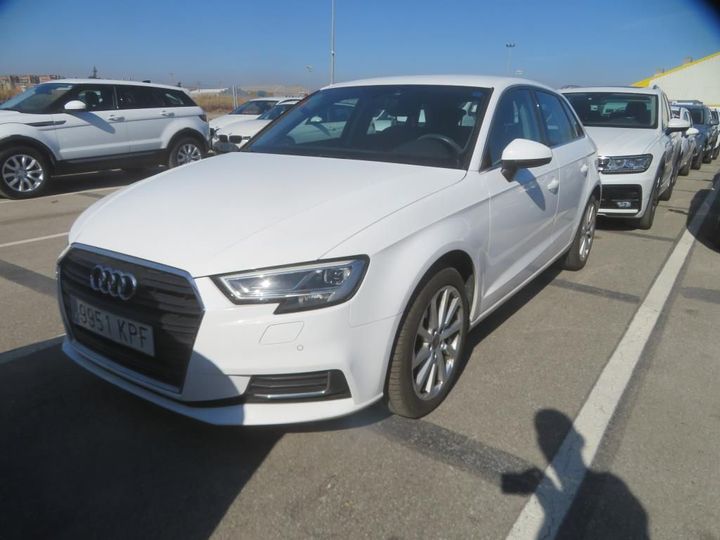 AUDI A3 2018 wauzzz8v8ja130781