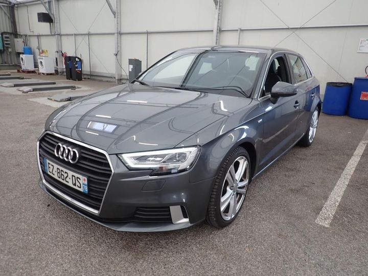 AUDI A3 SPORTBACK 2018 wauzzz8v8ja132871