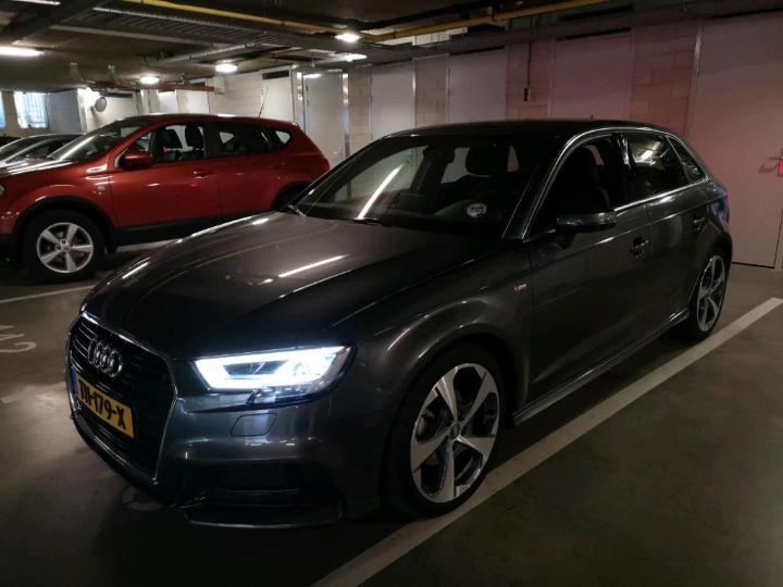 AUDI A3 SPORTBACK 2018 wauzzz8v8ja148603