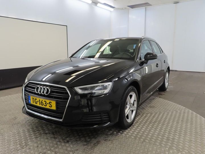 AUDI A3 SPORTBACK 2018 wauzzz8v8ja150755