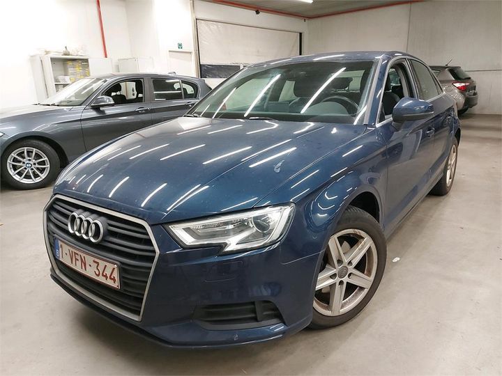 AUDI A3 BERLINE 2018 wauzzz8v8k1007595