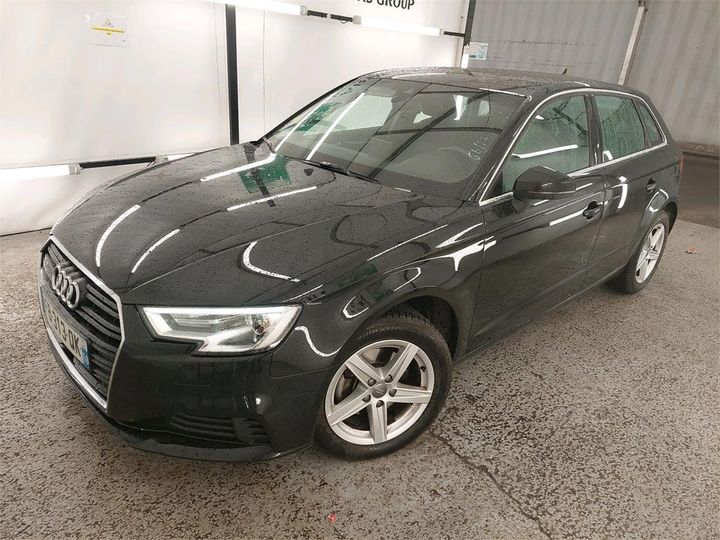 AUDI A3 SPORTBACK 2018 wauzzz8v8ka029421