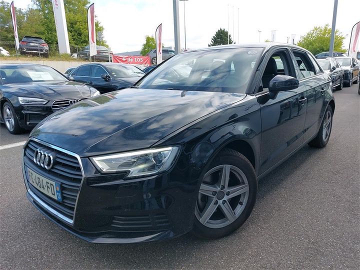 AUDI A3 SPORTBACK 2018 wauzzz8v8ka029483