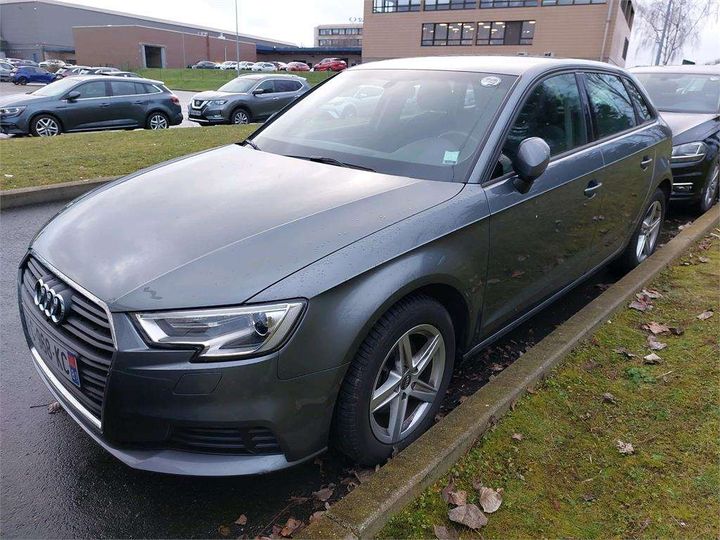 AUDI A3 SPORTBACK 2018 wauzzz8v8ka032447