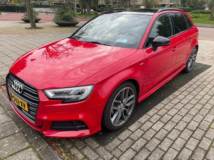 AUDI A3 SPORTBACK 2019 wauzzz8v8ka047918