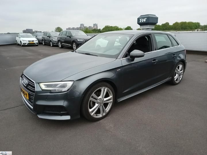 AUDI A3 SPORTBACK 2019 wauzzz8v8ka051922