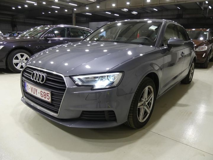 AUDI A3 SPORTBACK 2019 wauzzz8v8ka068381