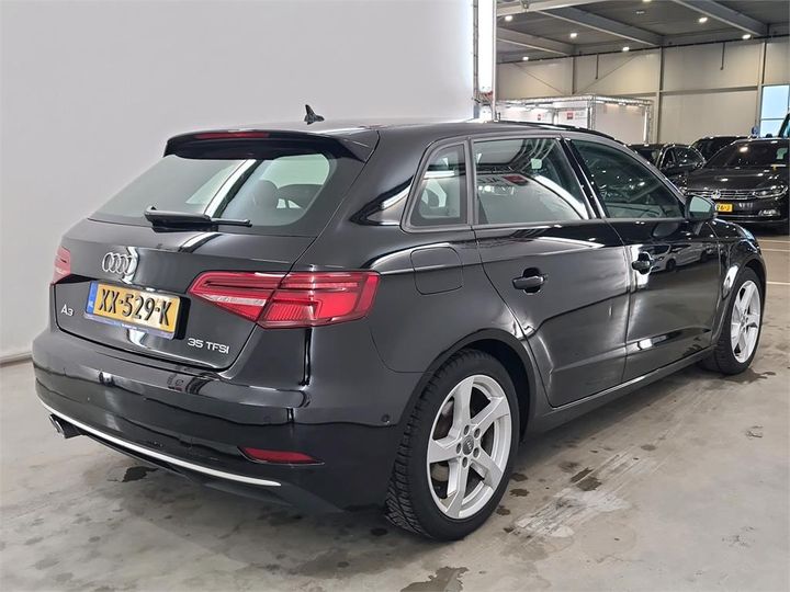 AUDI A3 SPORTBACK 2019 wauzzz8v8ka072480