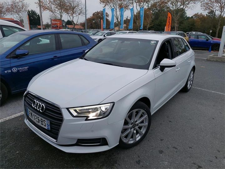 AUDI A3 SPORTBACK 2019 wauzzz8v8la025807