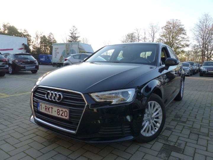 AUDI A3 SPORTBACK 2017 wauzzz8v9ha072433