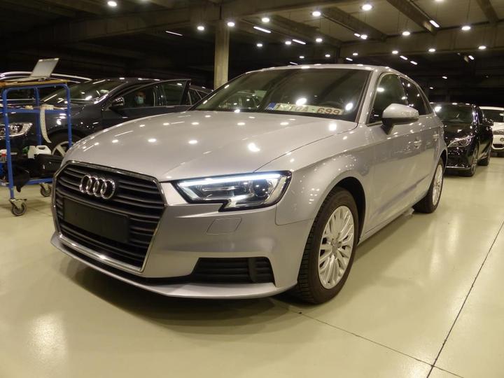 AUDI A3 SPORTBACK 2017 wauzzz8v9ha094853