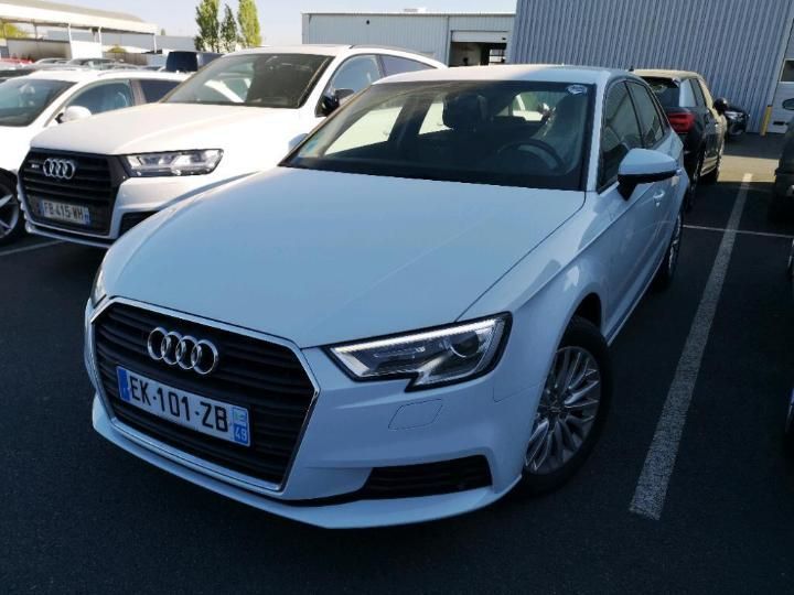 AUDI A3 SPORTBACK 2017 wauzzz8v9ha102935