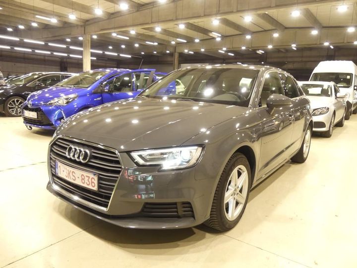 AUDI A3 SPORTBACK 2017 wauzzz8v9ha143260