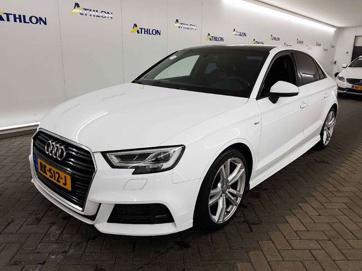 AUDI A3 LIMOUSINE 2018 wauzzz8v9j1041513