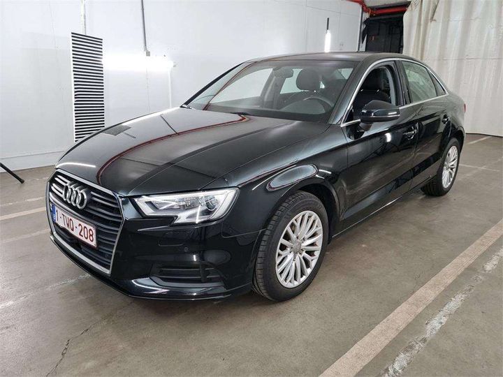 AUDI A3 BERLINE 2018 wauzzz8v9j1052656