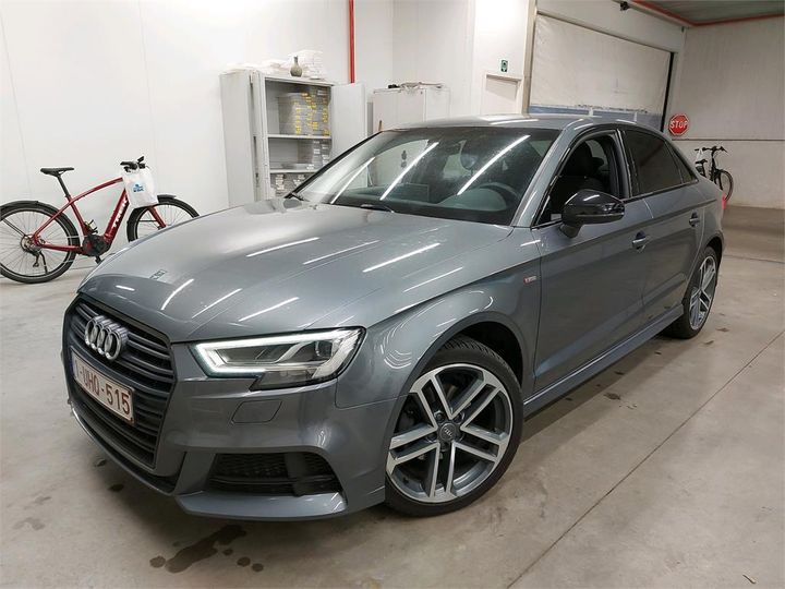 AUDI A3 BERLINE 2018 wauzzz8v9j1074186