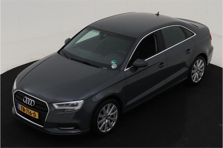 AUDI A3 LIMOUSINE 2018 wauzzz8v9j1085169