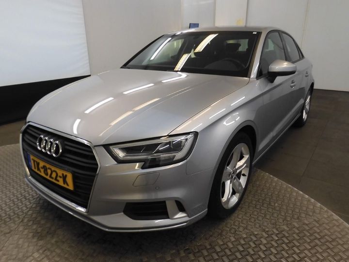 AUDI A3 LIMOUSINE 2018 wauzzz8v9j1094454