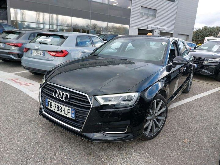 AUDI A3 BERLINE 2018 wauzzz8v9j1094910