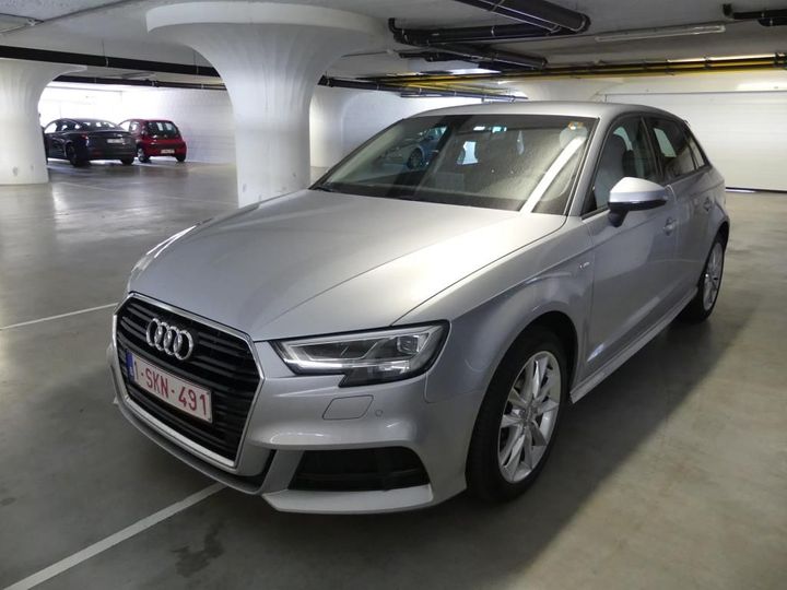 AUDI A3 SPORTBACK 2017 wauzzz8v9ja000783