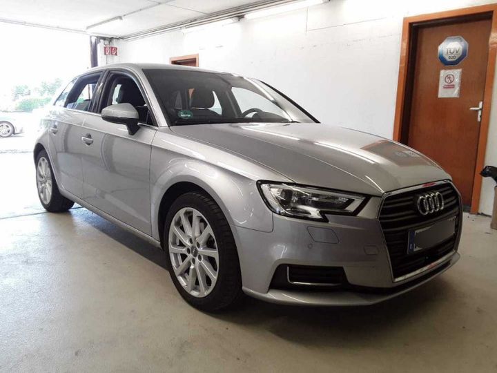 AUDI A3 2.0 TDI 2017 wauzzz8v9ja019611