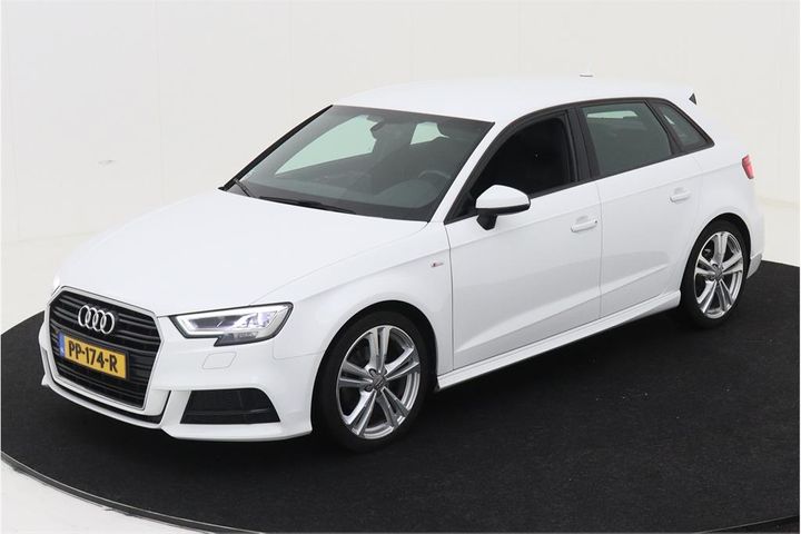 AUDI A3 SPORTBACK 2017 wauzzz8v9ja025778