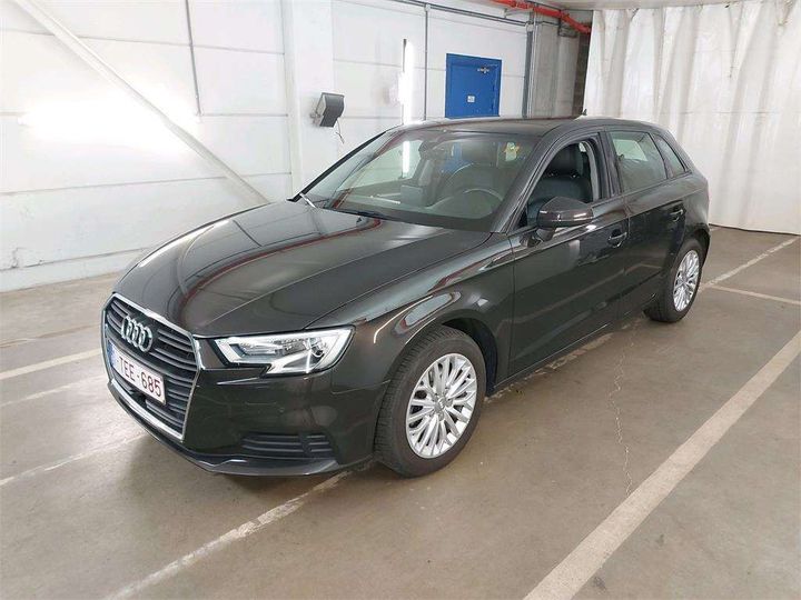 AUDI A3 SPORTBACK 2017 wauzzz8v9ja048302