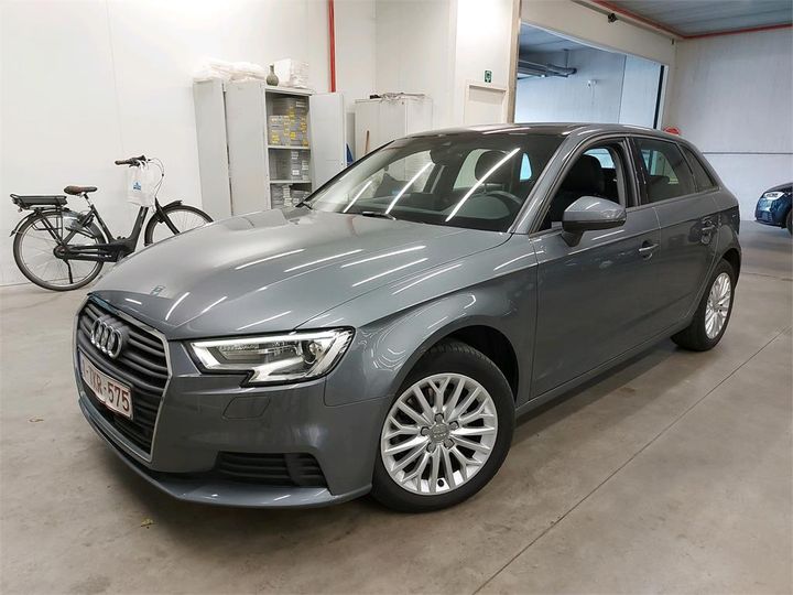 AUDI A3 SPORTBACK 2017 wauzzz8v9ja064189