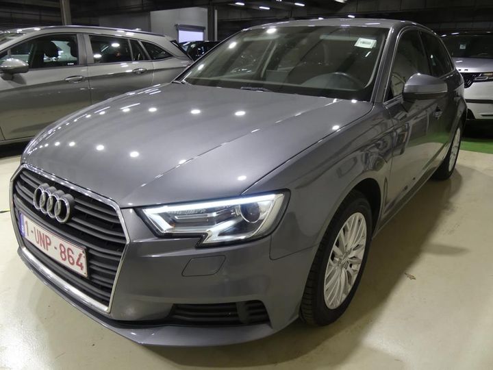 AUDI A3 SPORTBACK 2018 wauzzz8v9ja095359