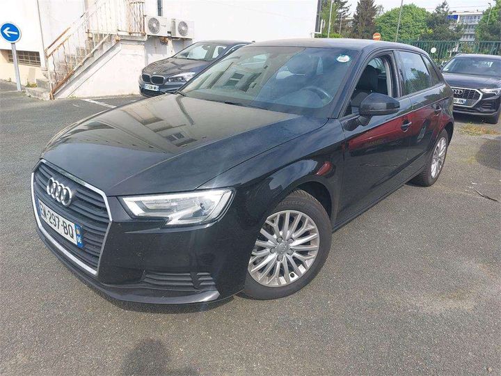 AUDI A3 SPORTBACK 2018 wauzzz8v9ja096530