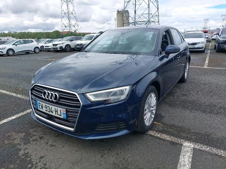 AUDI A3 SPORTBACK 2018 wauzzz8v9ja103461