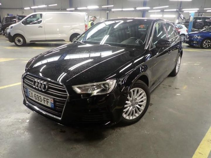 AUDI A3 SPORTBACK 2018 wauzzz8v9ja104366