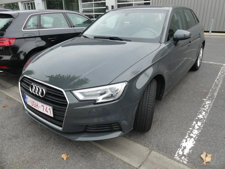 AUDI A3 SPORTBACK 2018 wauzzz8v9ja114704