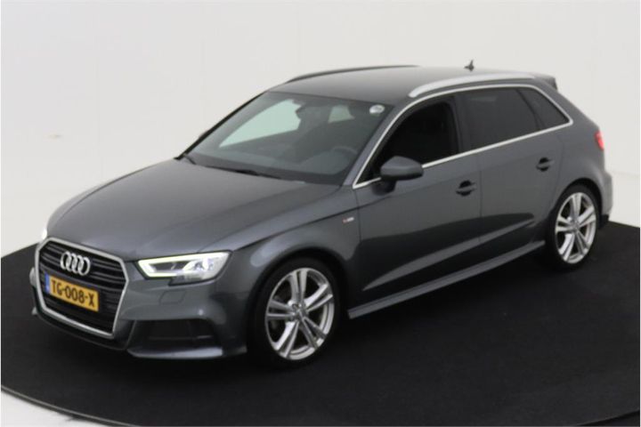 AUDI A3 SPORTBACK 2018 wauzzz8v9ja146259