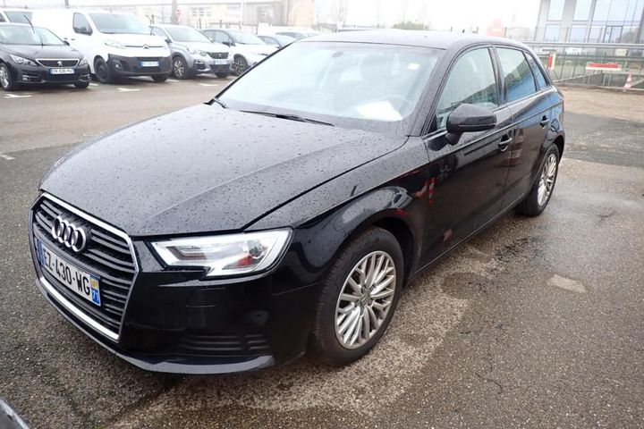 AUDI A3 SPORTBACK 2018 wauzzz8v9ja152692