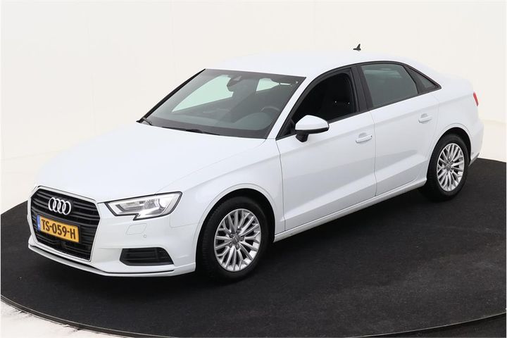 AUDI A3 2018 wauzzz8v9k1005855