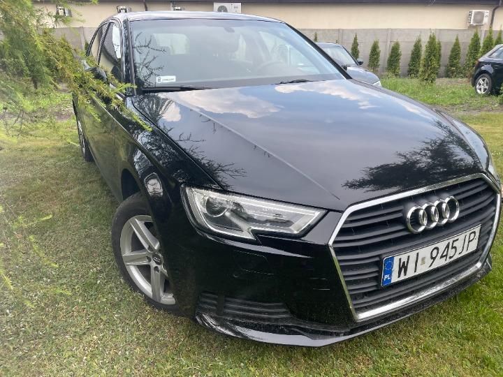 AUDI A3 SPORTBACK 2019 wauzzz8v9ka126918