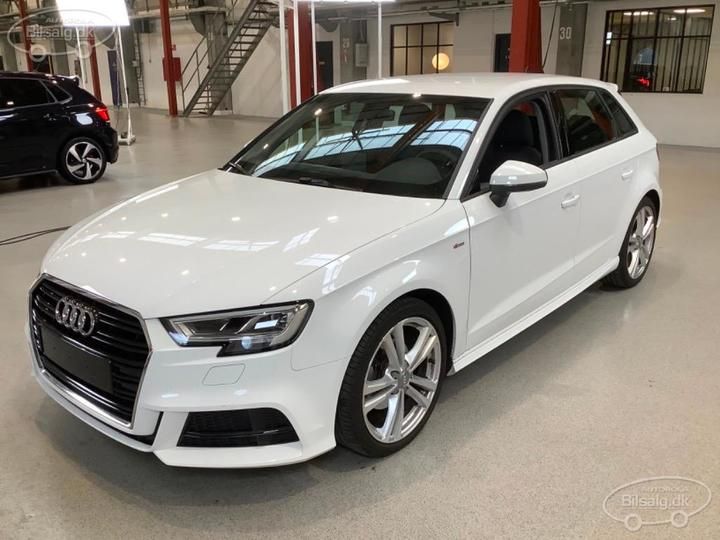 AUDI A3 SPORTBACK 2019 wauzzz8v9ka127924