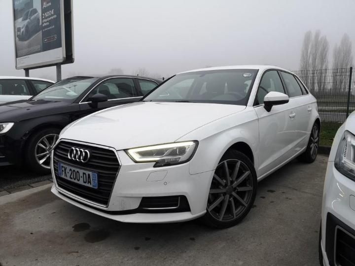 AUDI A3 SPORTBACK 2019 wauzzz8v9la012290