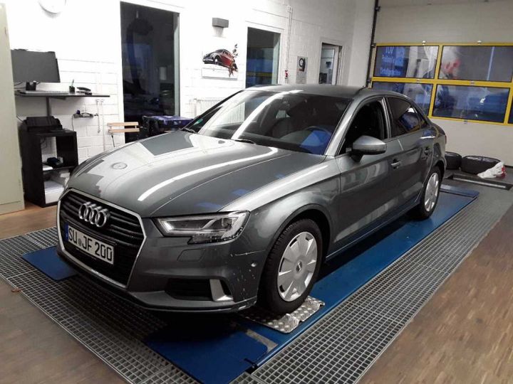 AUDI A3 2019 wauzzz8v9la016288