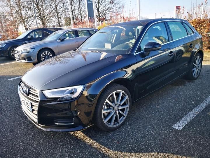 AUDI A3 SPORTBACK 2019 wauzzz8v9la027260