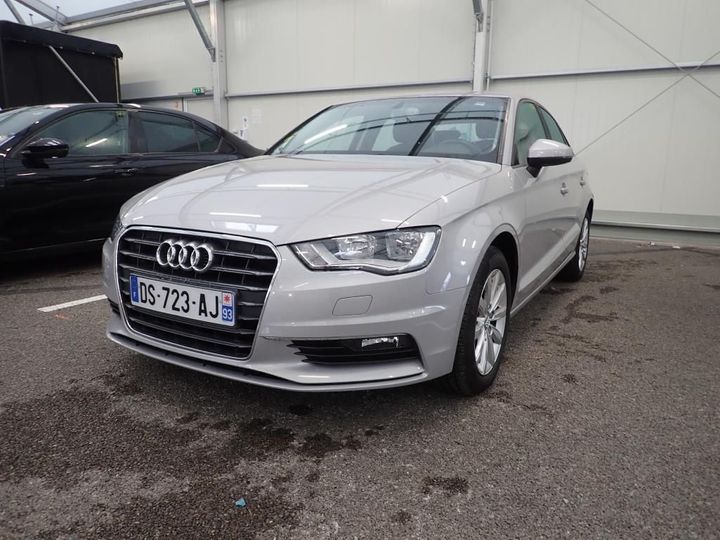 AUDI A3 BERLINE 2015 wauzzz8vxf1134600