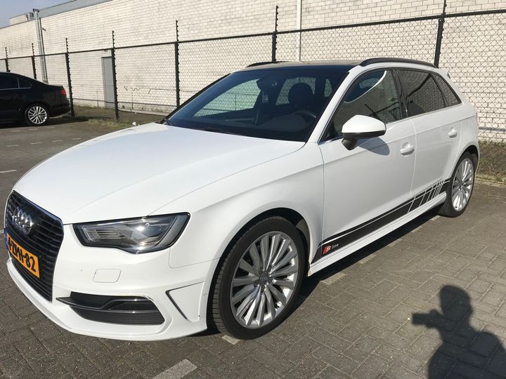 AUDI A3 SPORTBACK 2015 wauzzz8vxfa113648